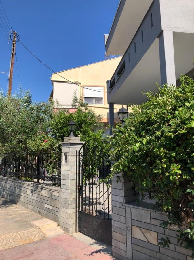 Glykanisos Suites Nea Peramos  Luaran gambar
