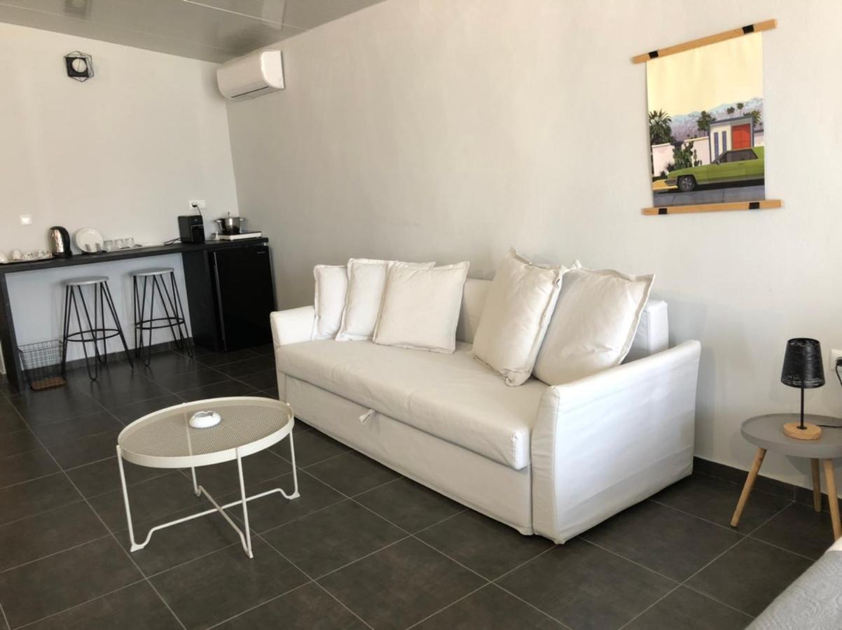 Glykanisos Suites Nea Peramos  Luaran gambar