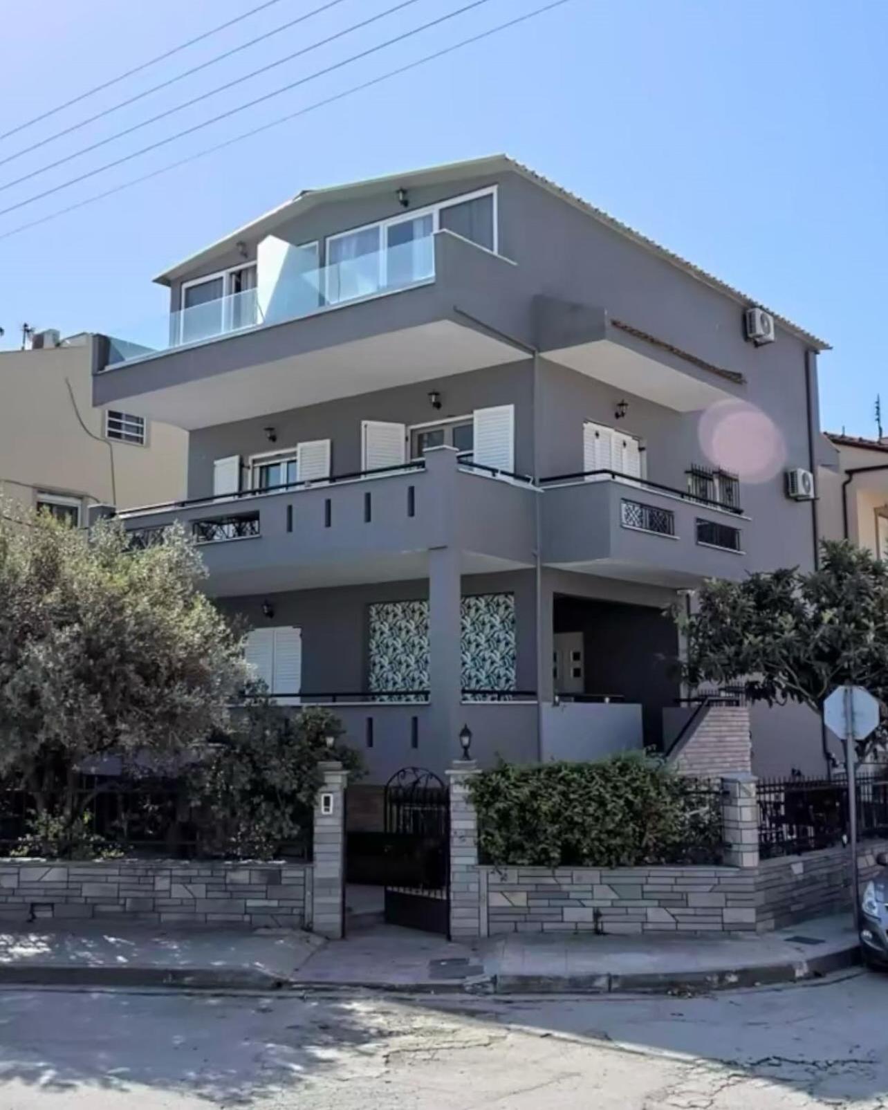 Glykanisos Suites Nea Peramos  Luaran gambar