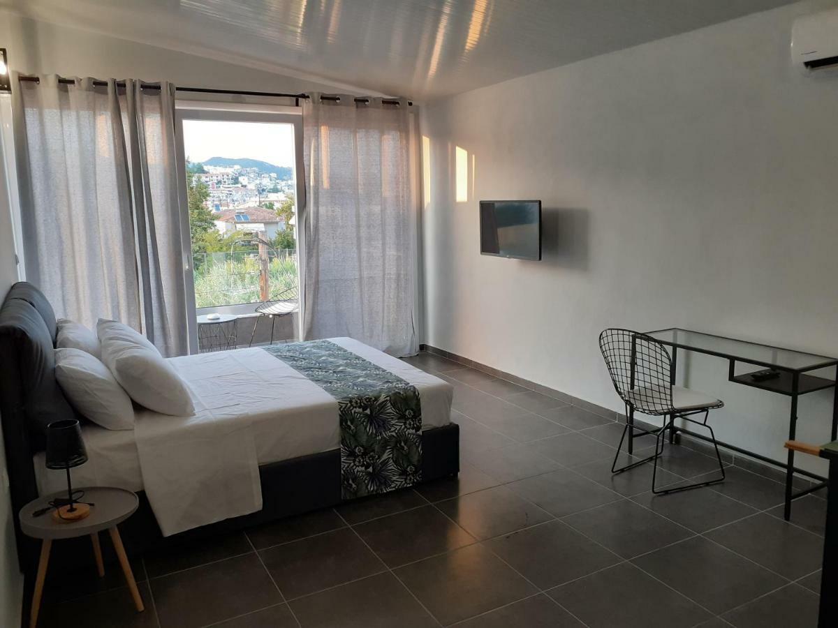 Glykanisos Suites Nea Peramos  Luaran gambar